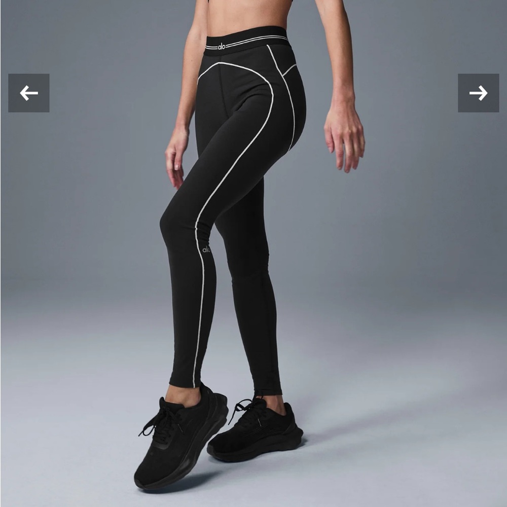 ALO Yoga Black Airbrush High-Waist Heart Throb Legging